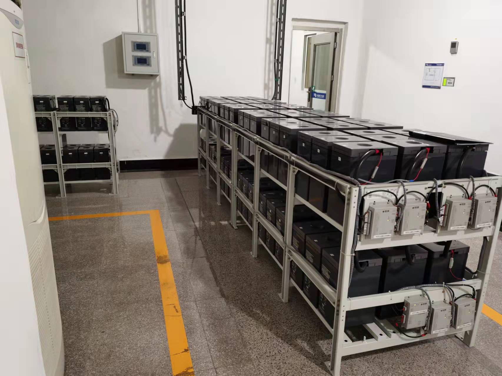 熊猫体育ups电源如何根据主机功率和待机时间计算电池容量？